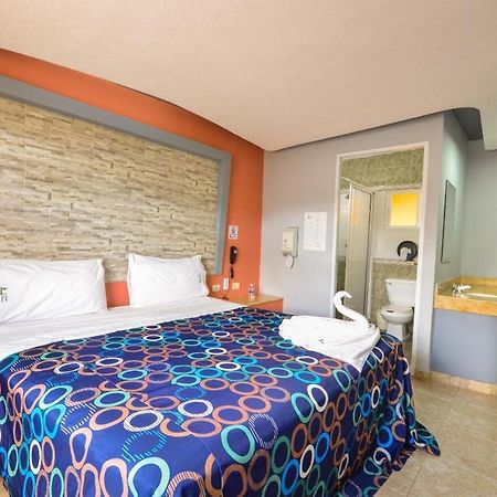 Motel Venecia Momoxpan Dış mekan fotoğraf